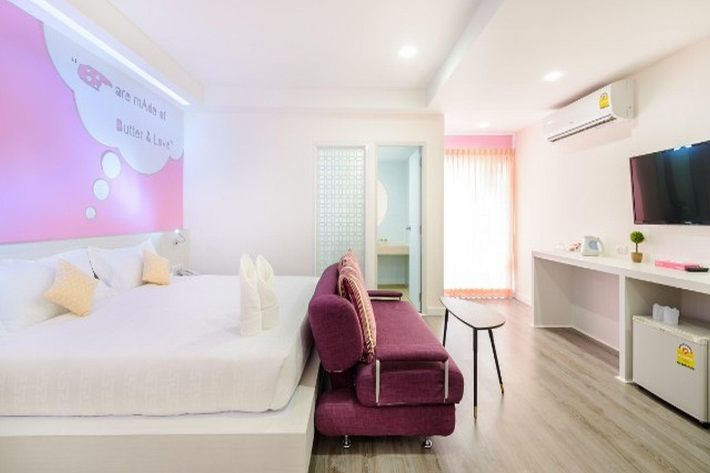 מלון The Tint At Town - Sha Phuket